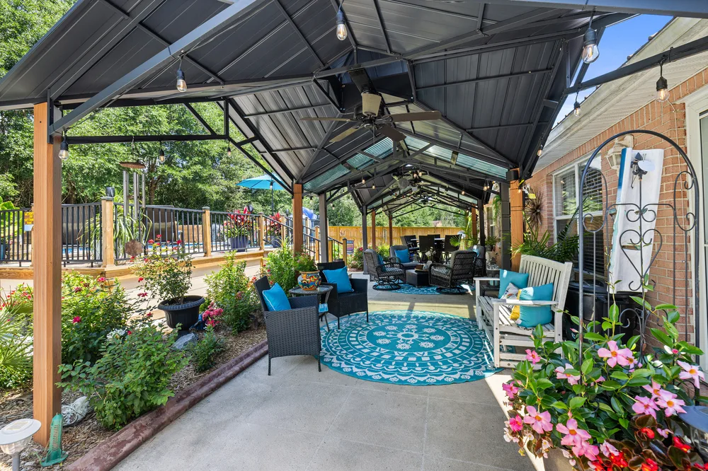 Patio design by Joy Signature Designs